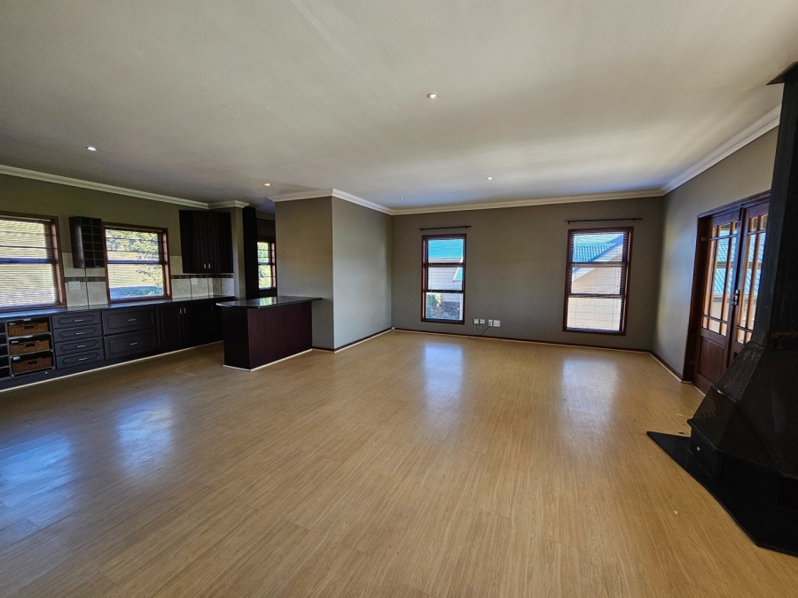 3 Bedroom Property for Sale in Reebok Western Cape
